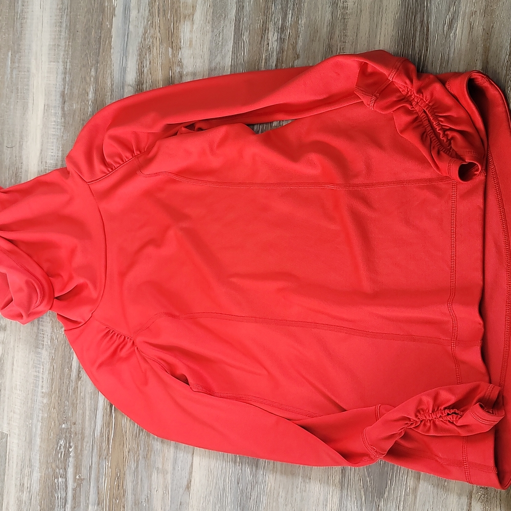 Calia by carrie underwood top